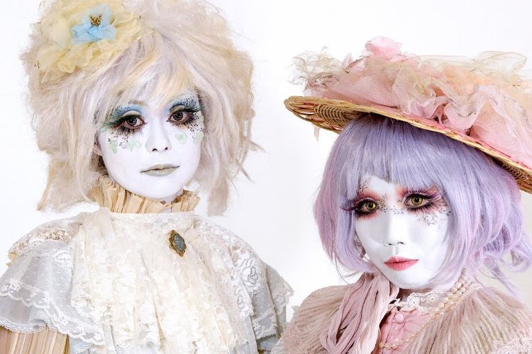 Essence of Shironuri Makeup